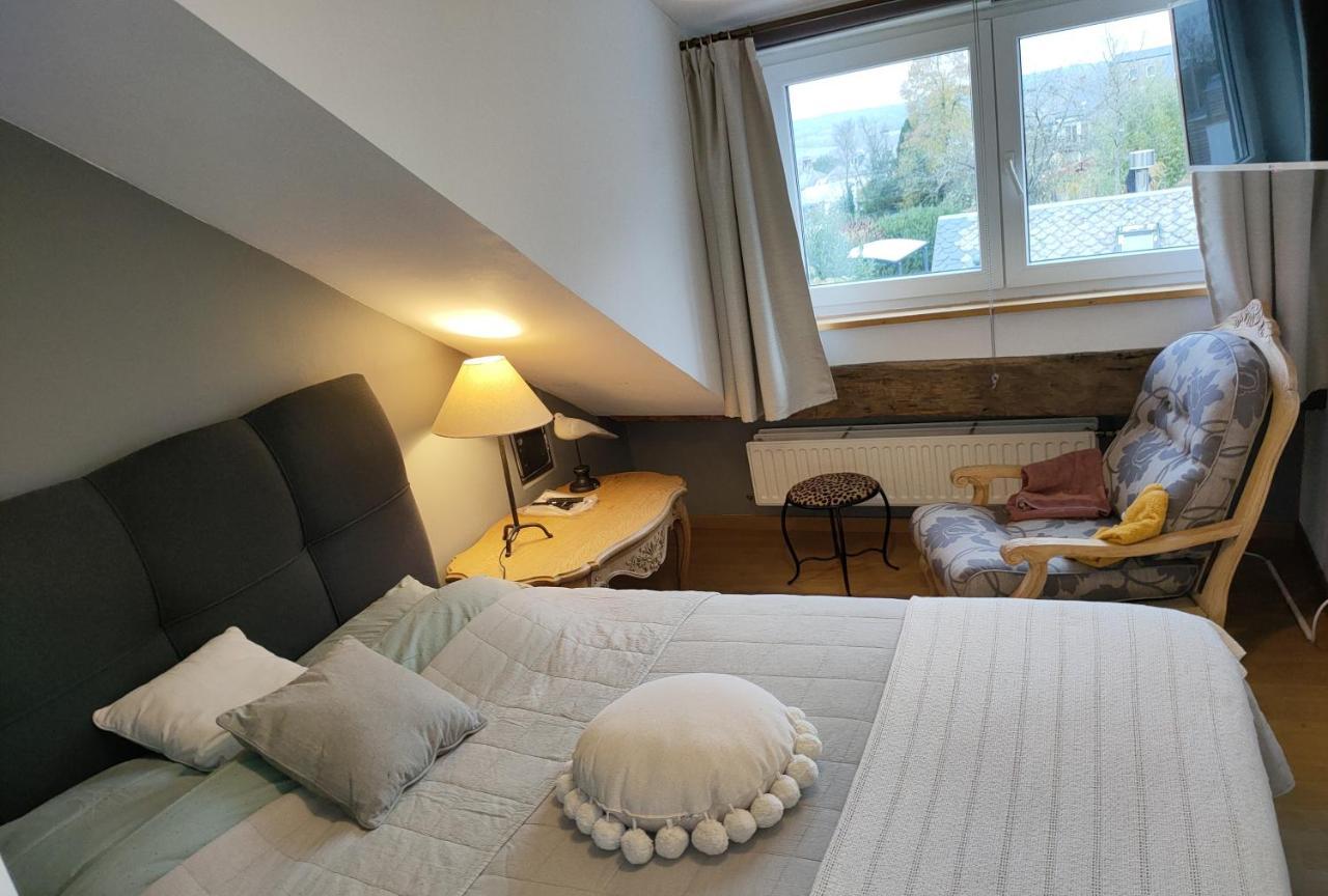 Chez Monsieur Bed & Breakfast Florenville Dış mekan fotoğraf